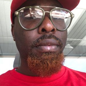 Meet your Posher, Eric